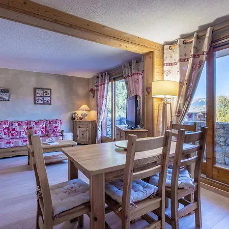 La Plagne: 3 Pieces, 6 Pers, Proche Centre & Pistes - Fr-1-353-145 *